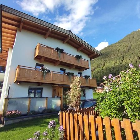 Zimmer Bei Landhaus Mayr Maurach  Bagian luar foto
