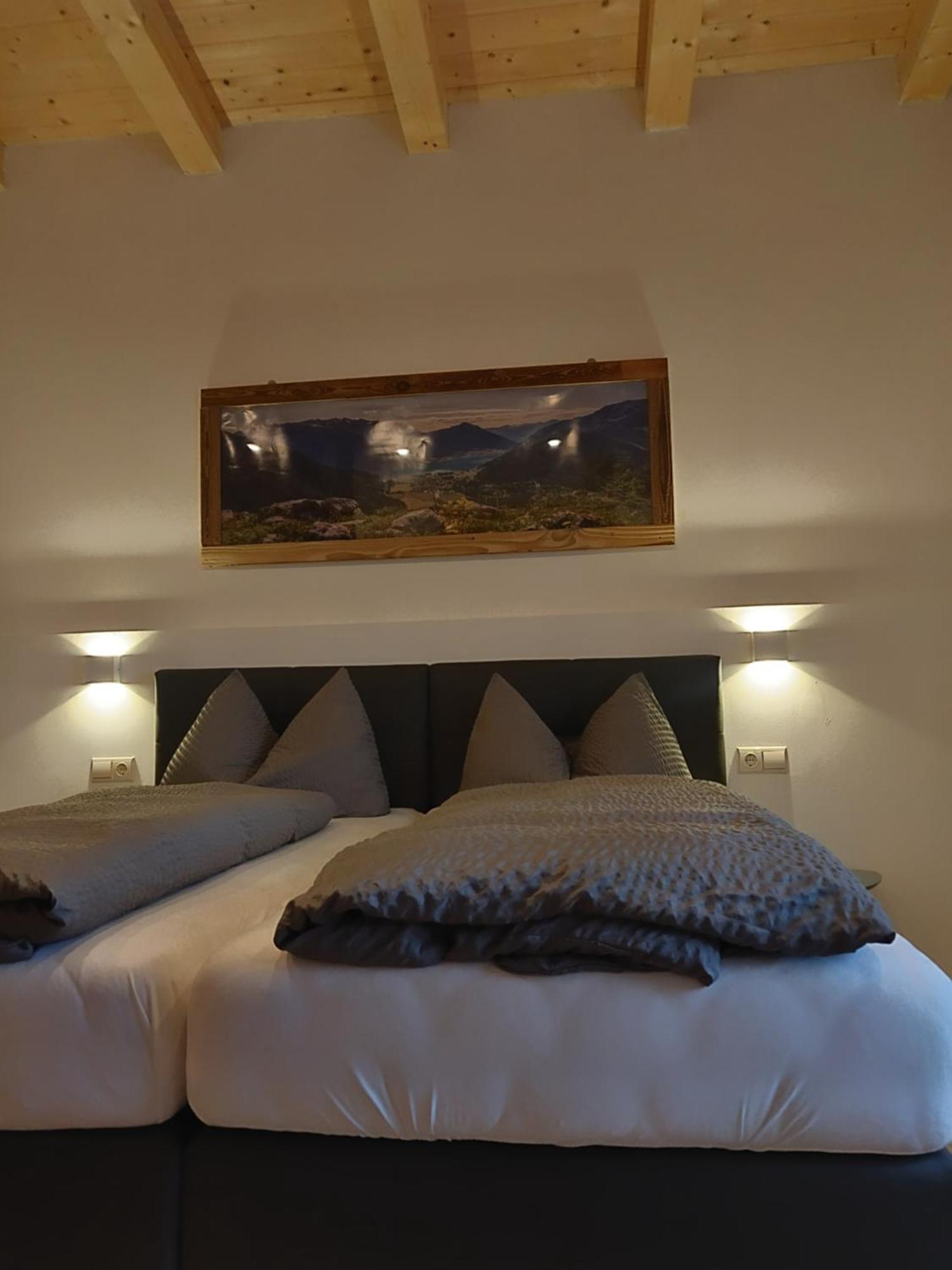 Zimmer Bei Landhaus Mayr Maurach  Ruang foto